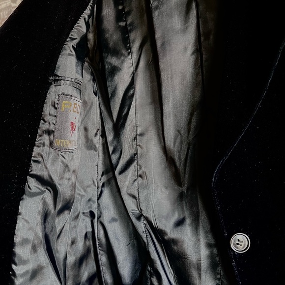 Velvet Blazer - Picture 3 of 8